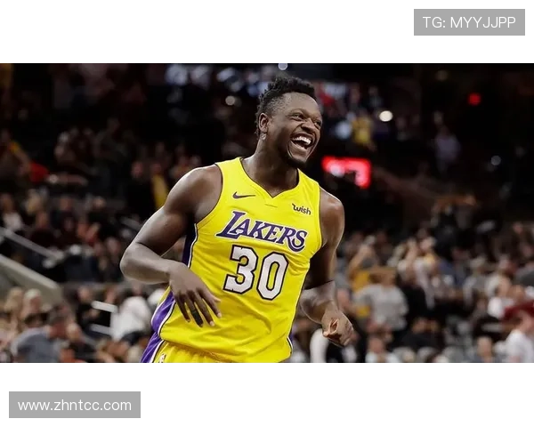 朱利叶斯·兰德尔内线单打效率提升显著 拉开球队关键得分空间