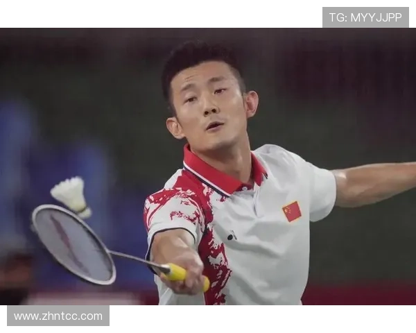 谌龙退役后住进月租五位数的训练基地，每天六点起床给儿子做营养餐